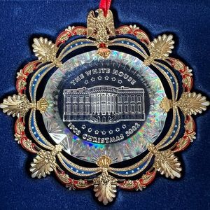 2002 White House Christmas Ornament NWB